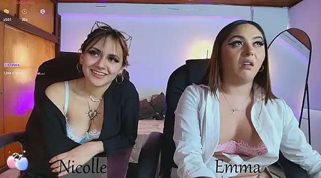  Emma11 online show from March 13, 10:32 pm