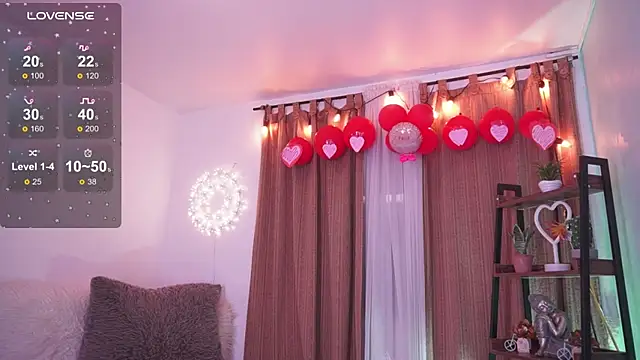 Nalia adams online show from October 6, 2:25 pm