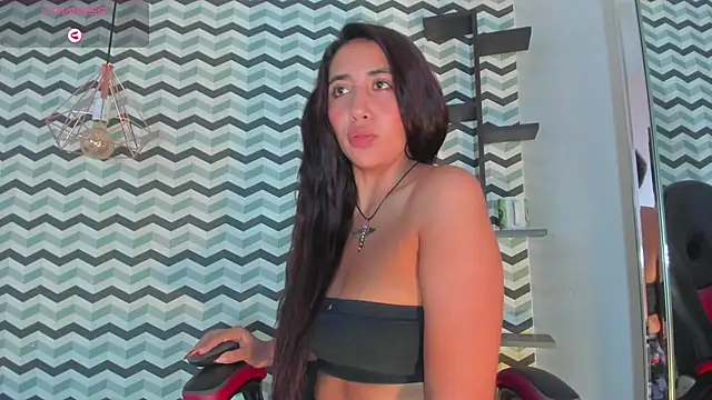 CALANTHELOVE1 online show from March 4, 6:15 am