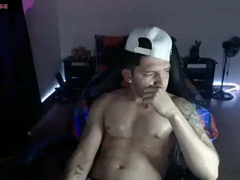 Dann Vargas online show from March 7, 5:18 am