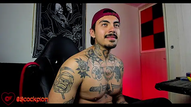 Snapshot of scockpion__ chatting on February 20, 6:26 am scockpion online show from February 20, 6:26 am