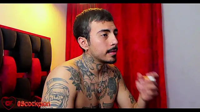 Snapshot of scockpion__ chatting on March 10, 5:56 am scockpion online show from March 10, 5:56 am