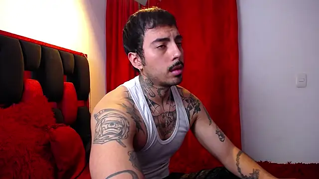 Snapshot of scockpion__ chatting on April 4, 10:51 pm scockpion online show from April 4, 10:51 pm