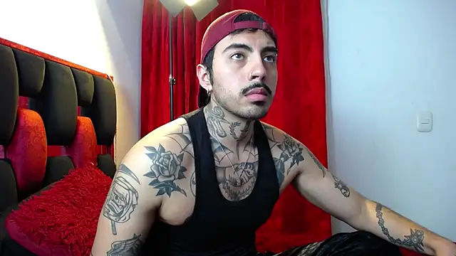 Snapshot of scockpion__ chatting on April 7, 4:35 am scockpion online show from April 7, 4:35 am