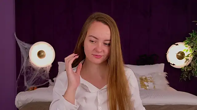 JaniceCollins online show from November 3, 2:57 am