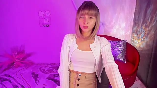 CharmBianca online show from November 30, 12:09 pm