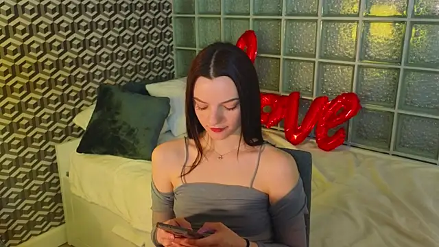 CaseyCraig online show from February 13, 1:29 am