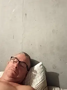 Snapshot of Gabo6770 chatting on December 16, 3:33 am Gabo6770 online show from December 16, 3:33 am