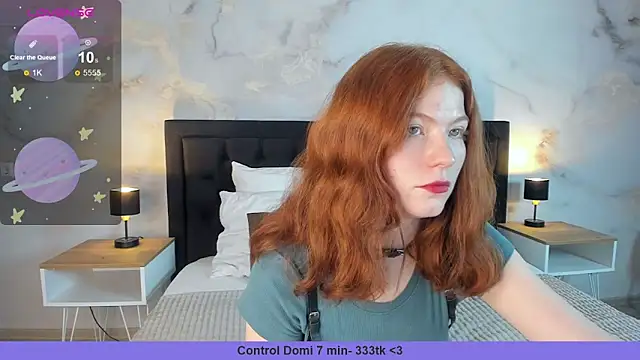 SophieOuld online show from February 8, 10:29 am