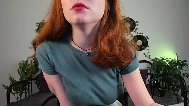 SophieOuld online show from March 4, 6:26 am