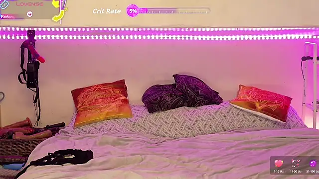 Snapshot of GoddessAlimony chatting on November 24, 9:36 pm GoddessAlimony online show from November 24, 9:36 pm