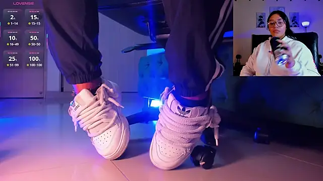 aleya bliss online show from November 25, 3:17 am