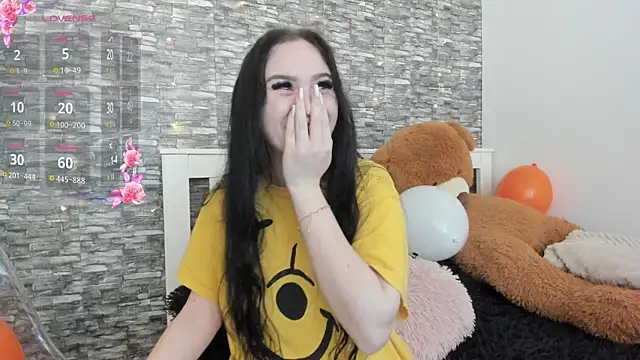 KairraPotts online show from November 5, 9:59 pm