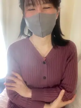 Snapshot of MURA-saki chatting on February 19, 3:28 am MURA-saki online show from February 19, 3:28 am