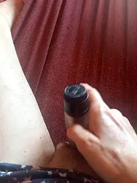 baixinhainsaciavel23 online show from September 17, 3:57 pm