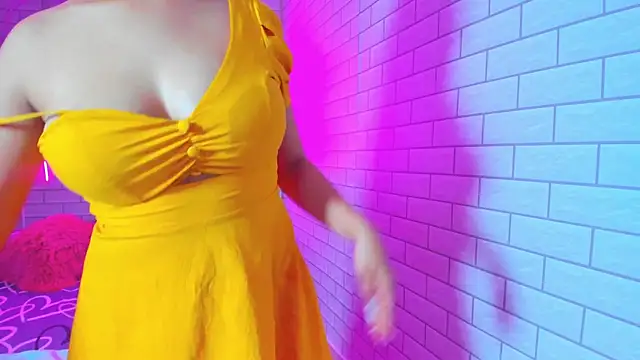 NAUGHTY ALANA  online show from March 7, 5:38 pm