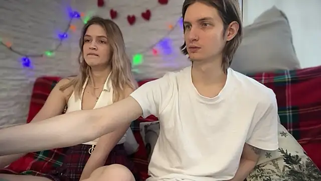 amandatalk online show from February 15, 8:24 am