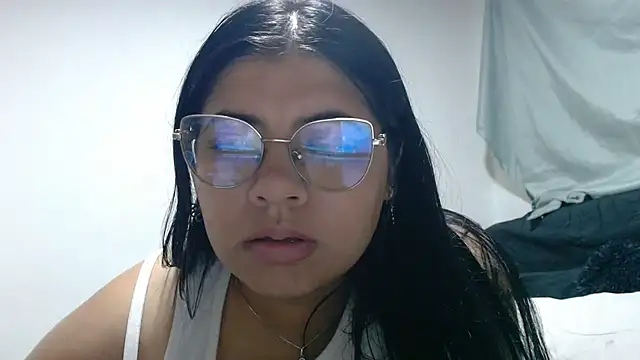 Snapshot of viccky_vick chatting on April 26, 11:46 pm viccky vick online show from April 26, 11:46 pm