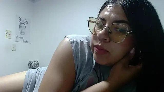 Snapshot of viccky_vick chatting on June 4, 3:12 am viccky vick online show from June 4, 3:12 am