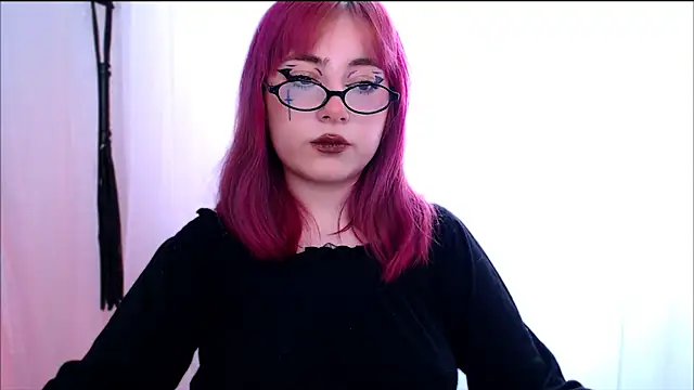 purplewitch online show from March 21, 6:07 am