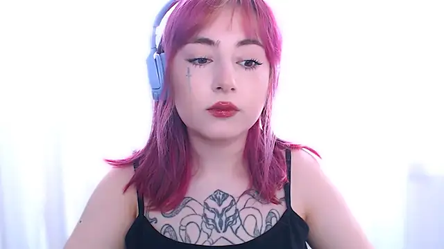 purplewitch online show from March 26, 6:19 am