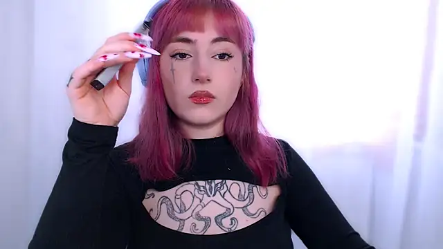 purplewitch online show from March 30, 7:53 am