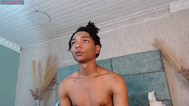 Snapshot of ErickCarmack chatting on March 23, 4:27 am ErickCarmack online show from March 23, 4:27 am