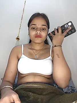 Snapshot of RAYI_123 chatting on February 16, 4:42 pm RAYI 123 online show from February 16, 4:42 pm