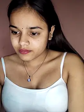 Snapshot of RAYI_123 chatting on March 2, 5:04 pm RAYI 123 online show from March 2, 5:04 pm