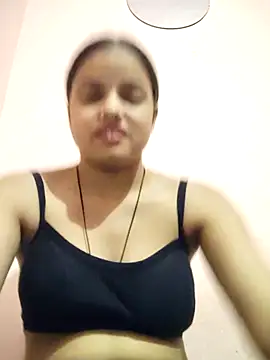 Snapshot of RAYI_123 chatting on October 17, 6:38 am RAYI 123 online show from October 17, 6:38 am