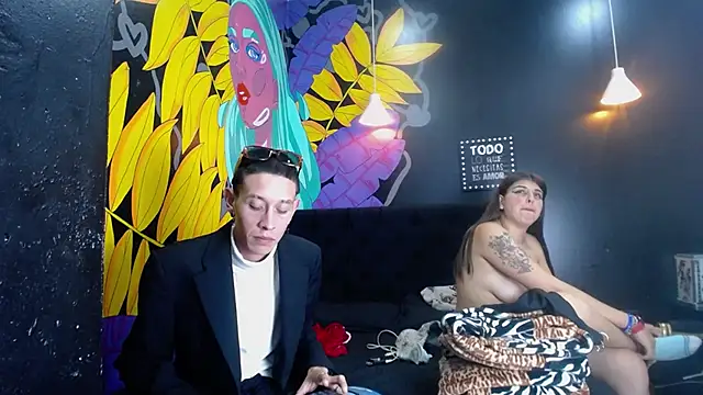 SimonAndJocelyn online show from February 11, 1:41 am