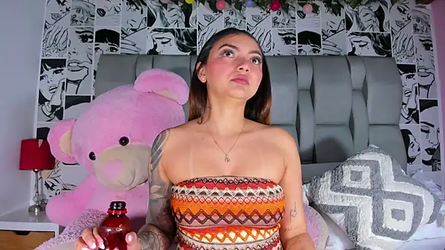 Snapshot of LucyRosse chatting on March 22, 12:08 pm LucyRosse online show from March 22, 12:08 pm