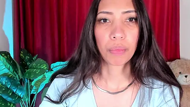 Miss veronicaa2 online show from October 15, 1:00 pm