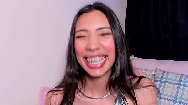 Miss veronicaa2 online show from November 27, 1:02 pm