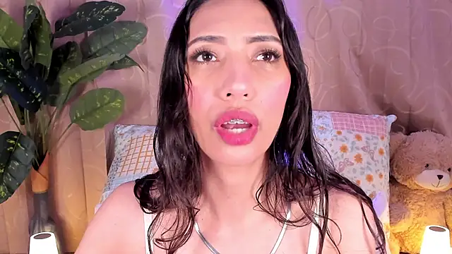Miss veronicaa2 online show from July 29, 1:09 pm