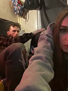 Snapshot of cruz815 chatting on February 14, 3:54 am cruz815 online show from February 14, 3:54 am