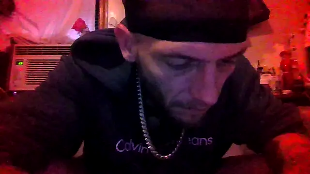 Snapshot of cruz815 chatting on September 19, 10:54 pm cruz815 online show from September 19, 10:54 pm