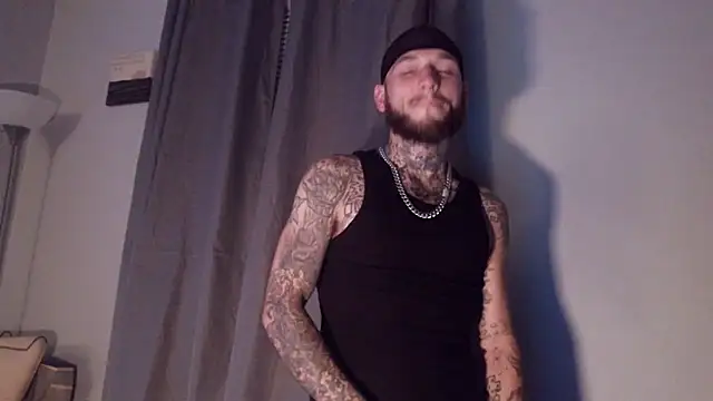 Snapshot of cruz815 chatting on October 26, 4:07 am cruz815 online show from October 26, 4:07 am