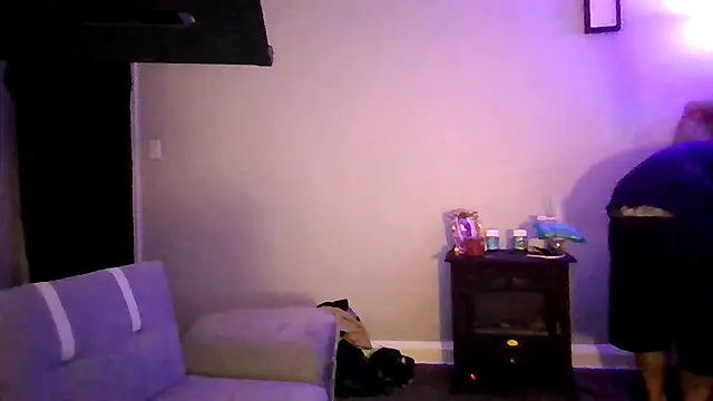 Snapshot of cruz815 chatting on January 16, 10:25 pm cruz815 online show from January 16, 10:25 pm