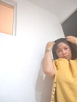 Snapshot of KellyPerlaxxx chatting on November 19, 5:13 pm KellyPerlaxxx online show from November 19, 5:13 pm