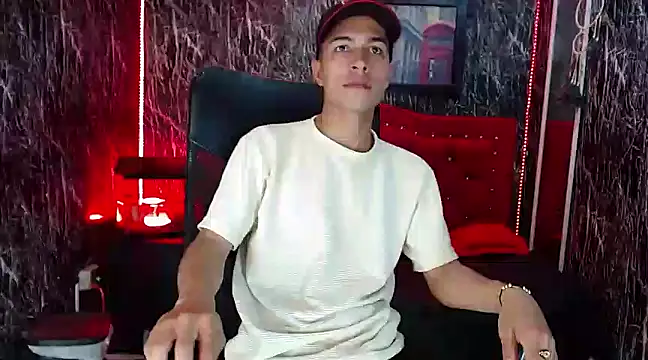 Dylan Milk online show from January 30, 9:47 pm