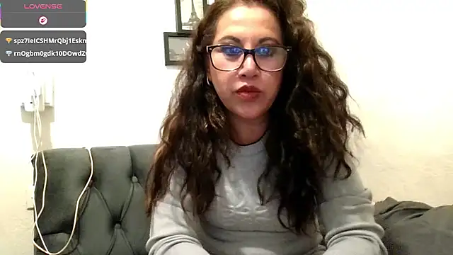 MirandaLatinaLovely online show from January 10, 4:03 am