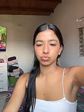 Snapshot of eva_roseee chatting on March 29, 5:02 pm eva roseee online show from March 29, 5:02 pm