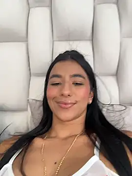 Snapshot of eva_roseee chatting on April 4, 8:28 pm eva roseee online show from April 4, 8:28 pm