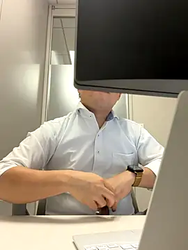 Snapshot of Nobu_469 chatting on October 14, 8:15 am Nobu 469 online show from October 14, 8:15 am