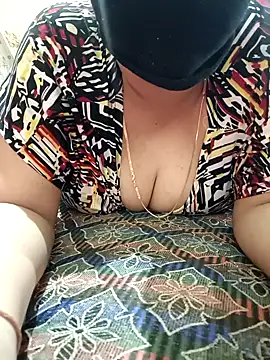 Snapshot of neha-cpl69 chatting on February 25, 2:44 pm neha-cpl69 online show from February 25, 2:44 pm