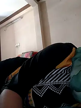 Snapshot of neha-cpl69 chatting on March 12, 9:02 am neha-cpl69 online show from March 12, 9:02 am
