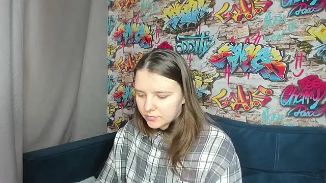 Snapshot of Jenny_Jimmy chatting on April 15, 9:16 am Jenny Jimmy online show from April 15, 9:16 am
