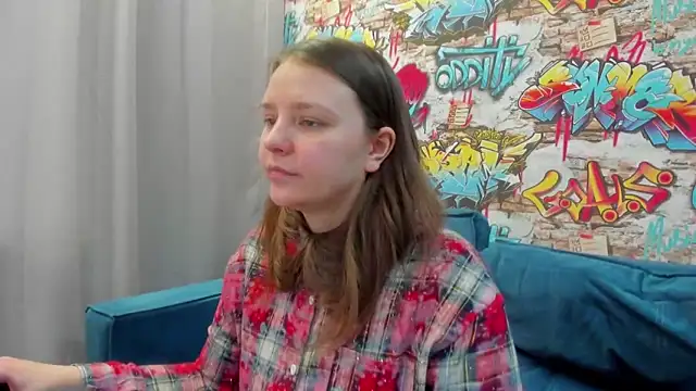 Snapshot of Jenny_Jimmy chatting on May 11, 9:48 am Jenny Jimmy online show from May 11, 9:48 am