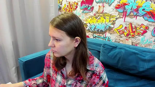 Snapshot of Jenny_Jimmy chatting on May 18, 9:26 am Jenny Jimmy online show from May 18, 9:26 am